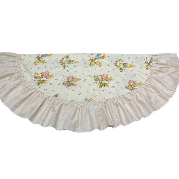 Vintage Tablecloth Handmade Easter Bunny Rabbit School‎ Spring Ruffle Round - Picture 5 of 8